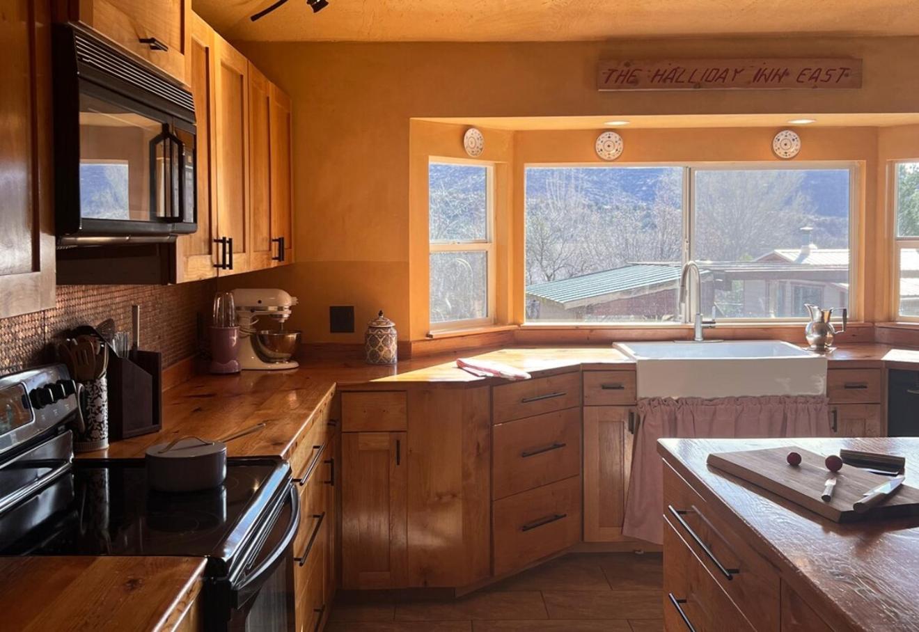 Sunshine House - Nestled In Page Springs * Cottonwood